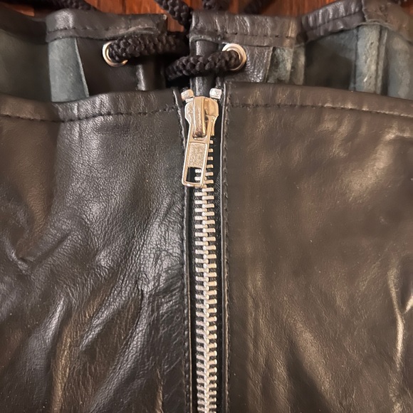 Elegant Moments Black Leather Boned Corset - Picture 9 of 17